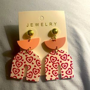 decorative pink pierced ear rings